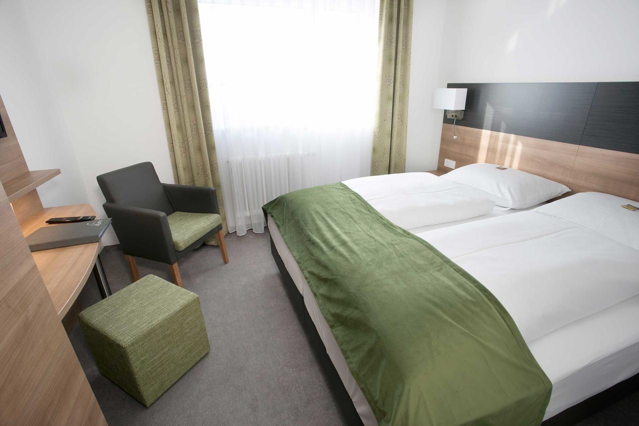 Hotel Kern Garni Walddorf (Baden-Wurttemberg) Exterior foto
